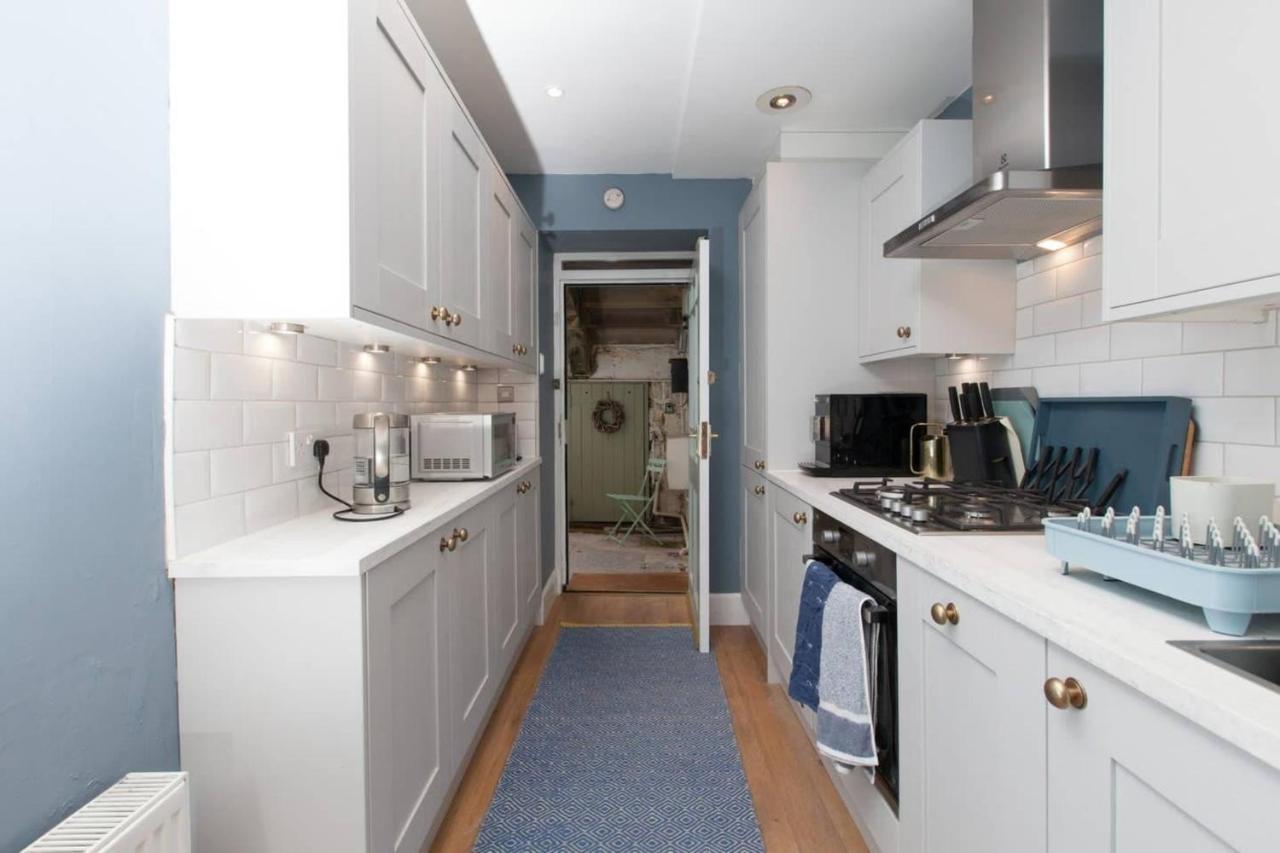Ferienwohnung Guestready - Chic Flat In The Heart Of Edinburgh Exterior foto